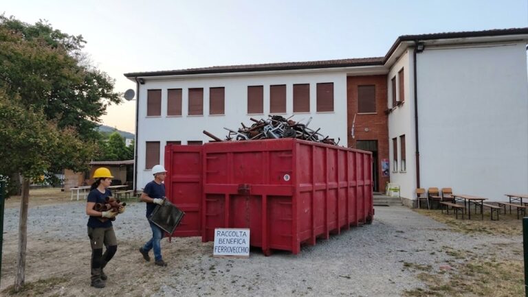 Raccolta del ferro vecchio